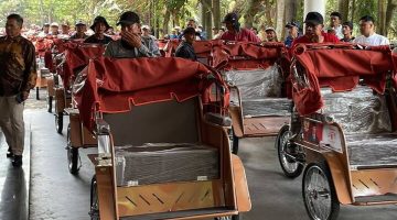 Pemkab Bandung Terima 260 Becak Listrik Bantuan Pemerintah Pusat