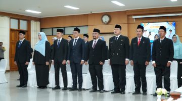 Pemkot Cimahi Lantik 18 Pejabat, Rully Sulfanorida Pimpin Disdagkoperin
