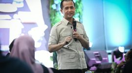 Menteri Transmigrasi M. Iftitah Sulaiman Suryanagara (Foto : Kementerian Transmigrasi) 
