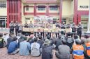 Polresta Bandung Bersama Polda Jabar dan Instansi Terkait Tindak Tegas Peredaran Minuman Keras, 385 Botol Berbagai Jenis Berhasil Diamankan di Soreang dan Katapang