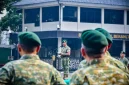 Pangkostrad Letjen TNI Iwan Setiawan memimpin upacara bendera bulanan 17-an di Markas Kostrad, Gambir, Jakarta, Senin (19/10). (Foto: Dok. Penkostrad)